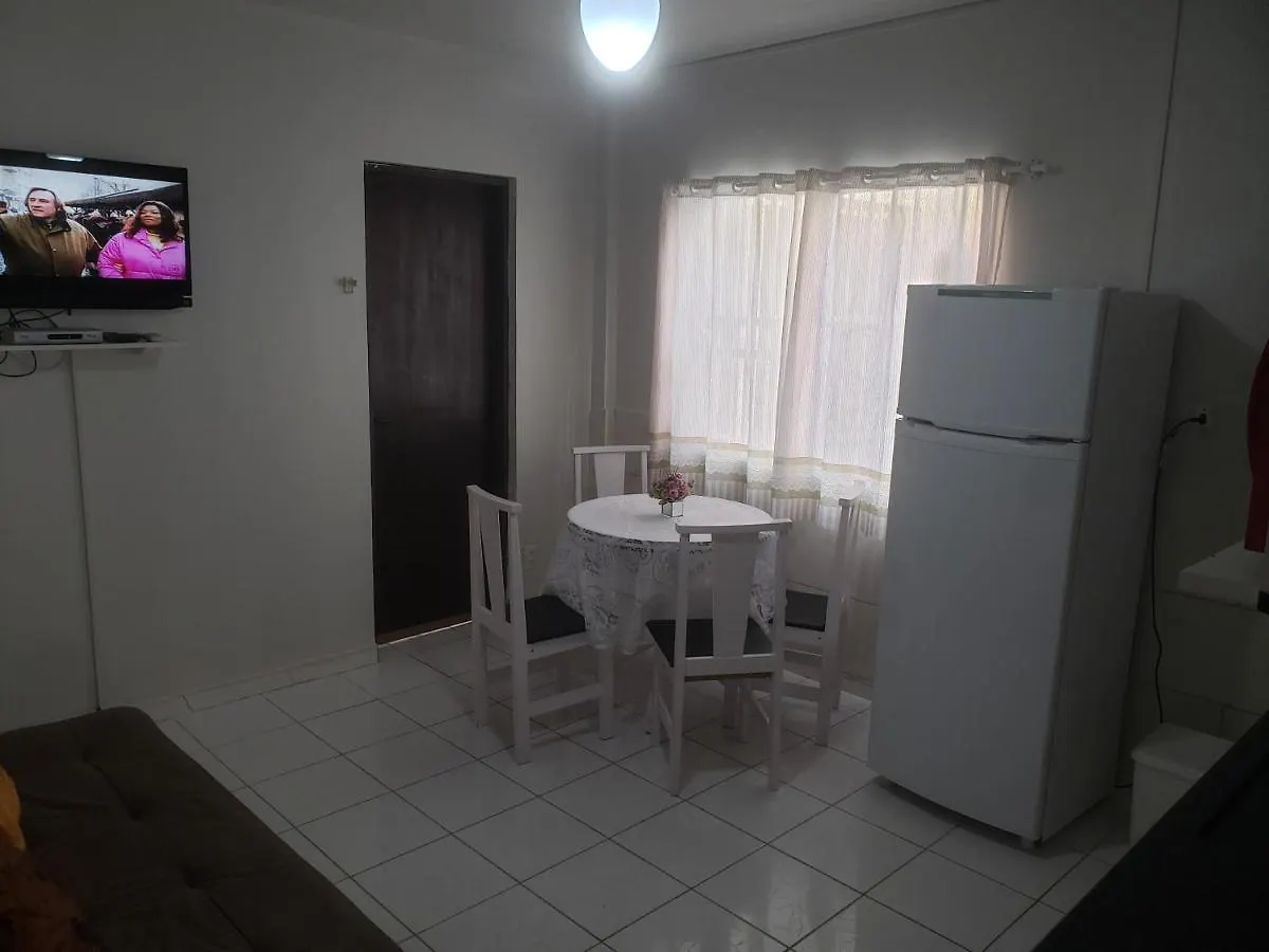 Apto 1 Quarto, Centro De Bombinhas, 130 Metros Da Praia. 0*, Bombinhas