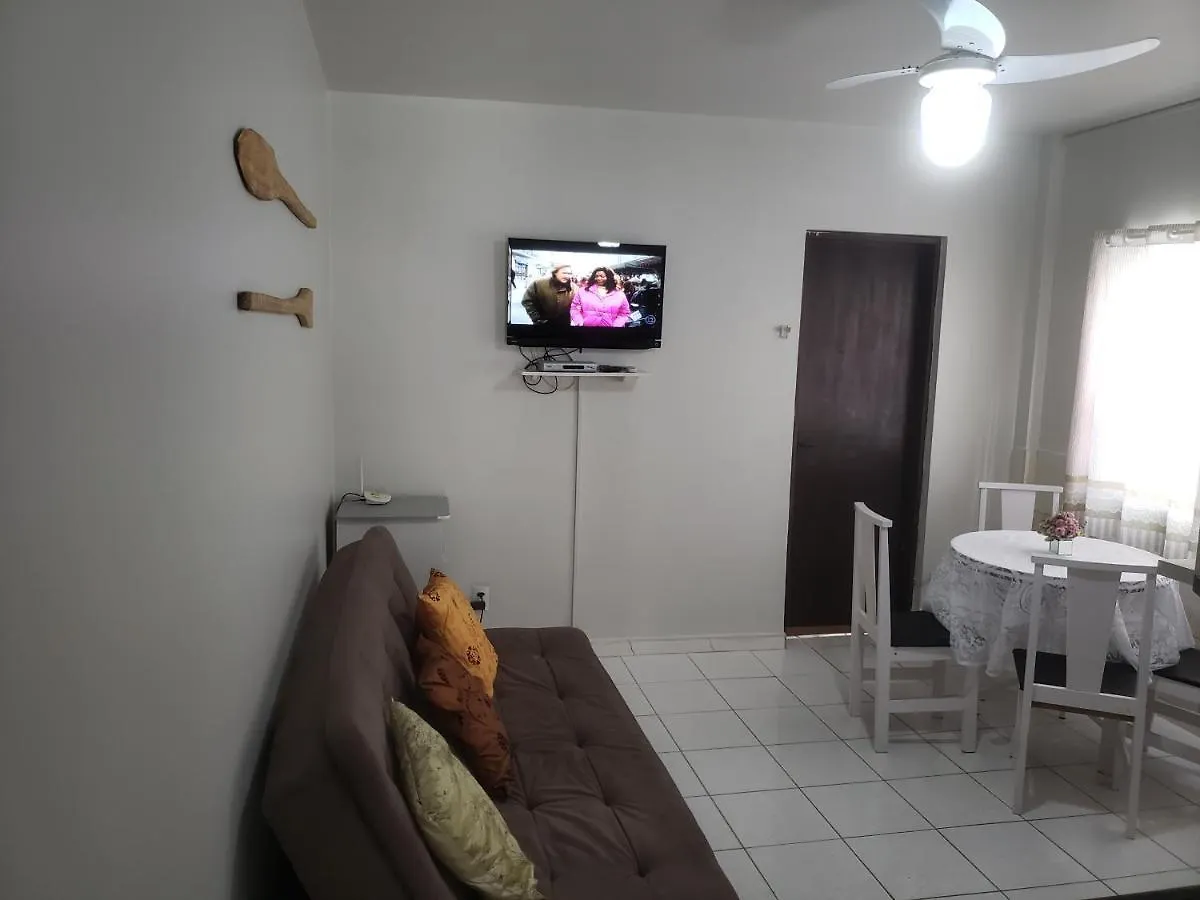 Apartman Apto 1 Quarto, Centro De Bombinhas, 130 Metros Da Praia.