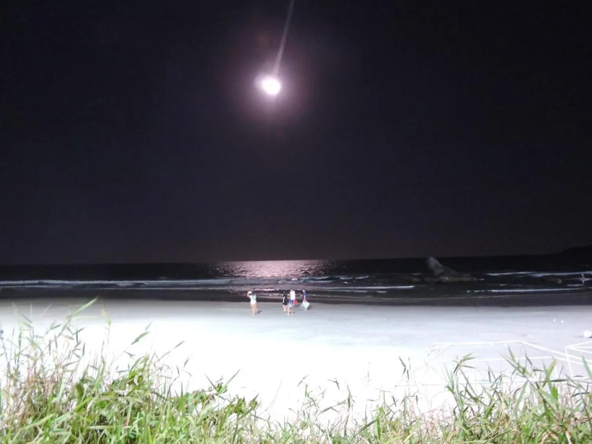 Apto 1 Quarto, Centro De Bombinhas, 130 Metros Da Praia. Apartman Bombinhas